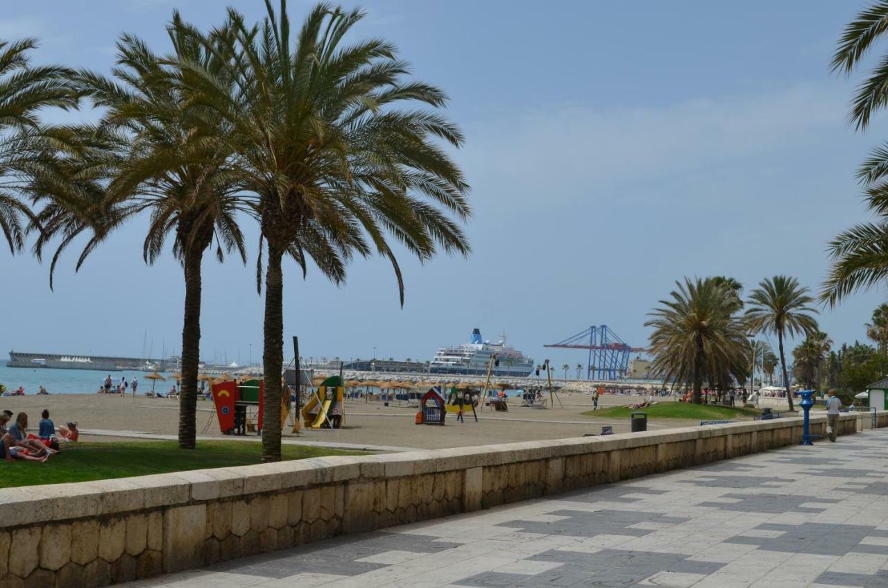 Homely Malaga Plaza Montano Málaga Exterior foto